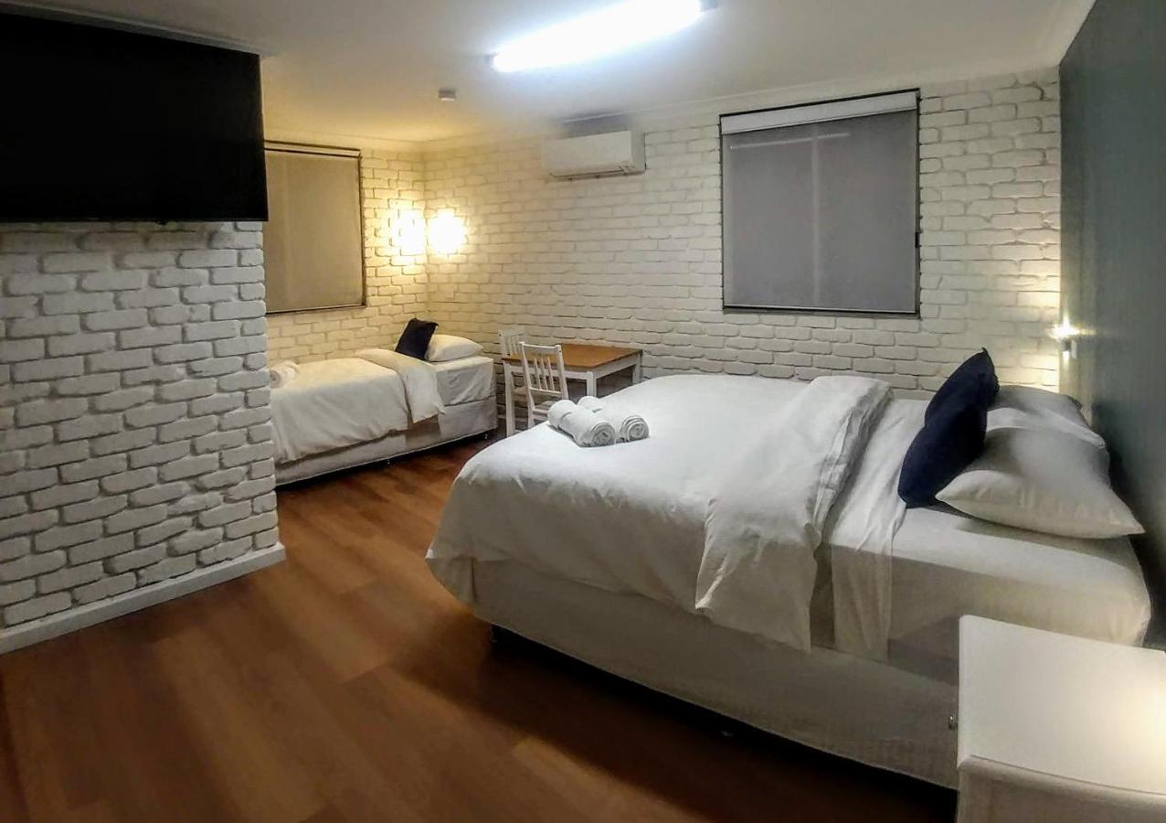 Bay House Motel Bateau Bay Dış mekan fotoğraf