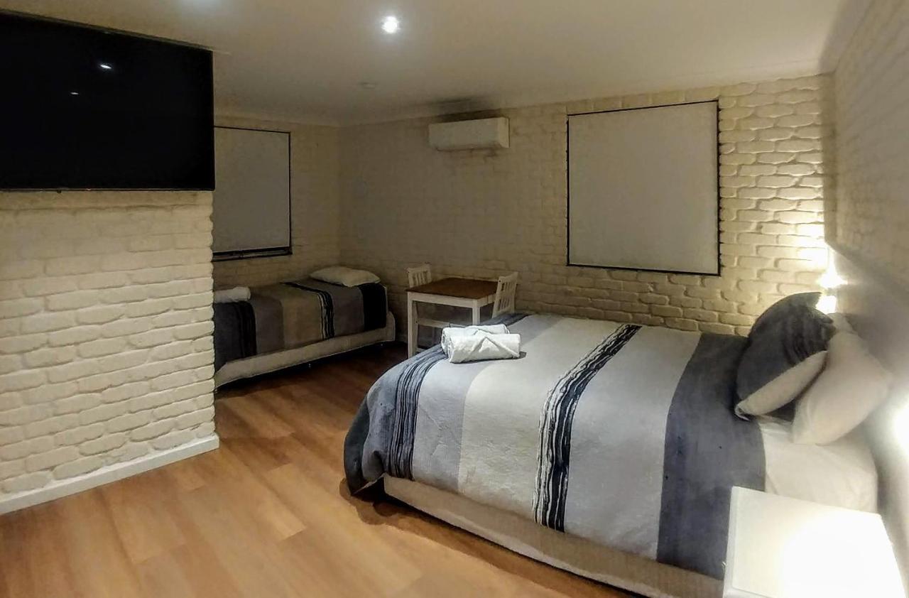 Bay House Motel Bateau Bay Dış mekan fotoğraf
